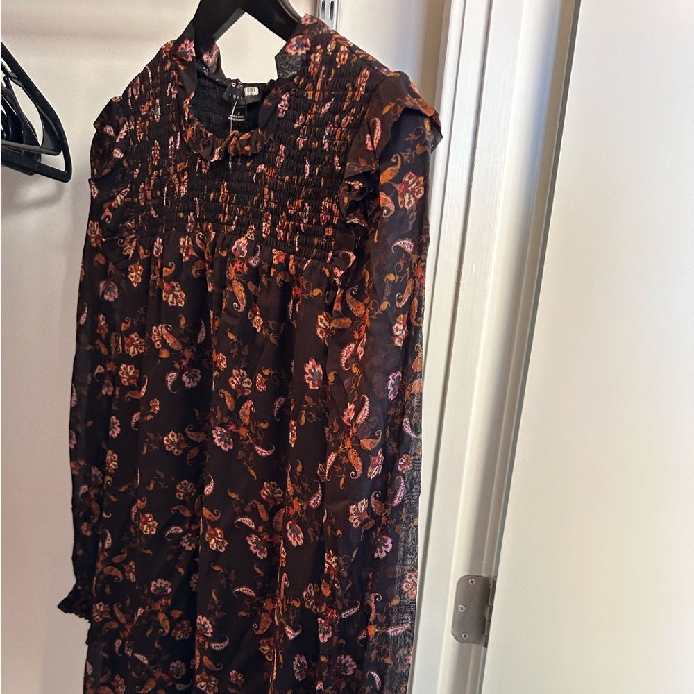 Mini  full-sleeve dress - black with colorful flower designs with gold accents - Picture 5 of 6